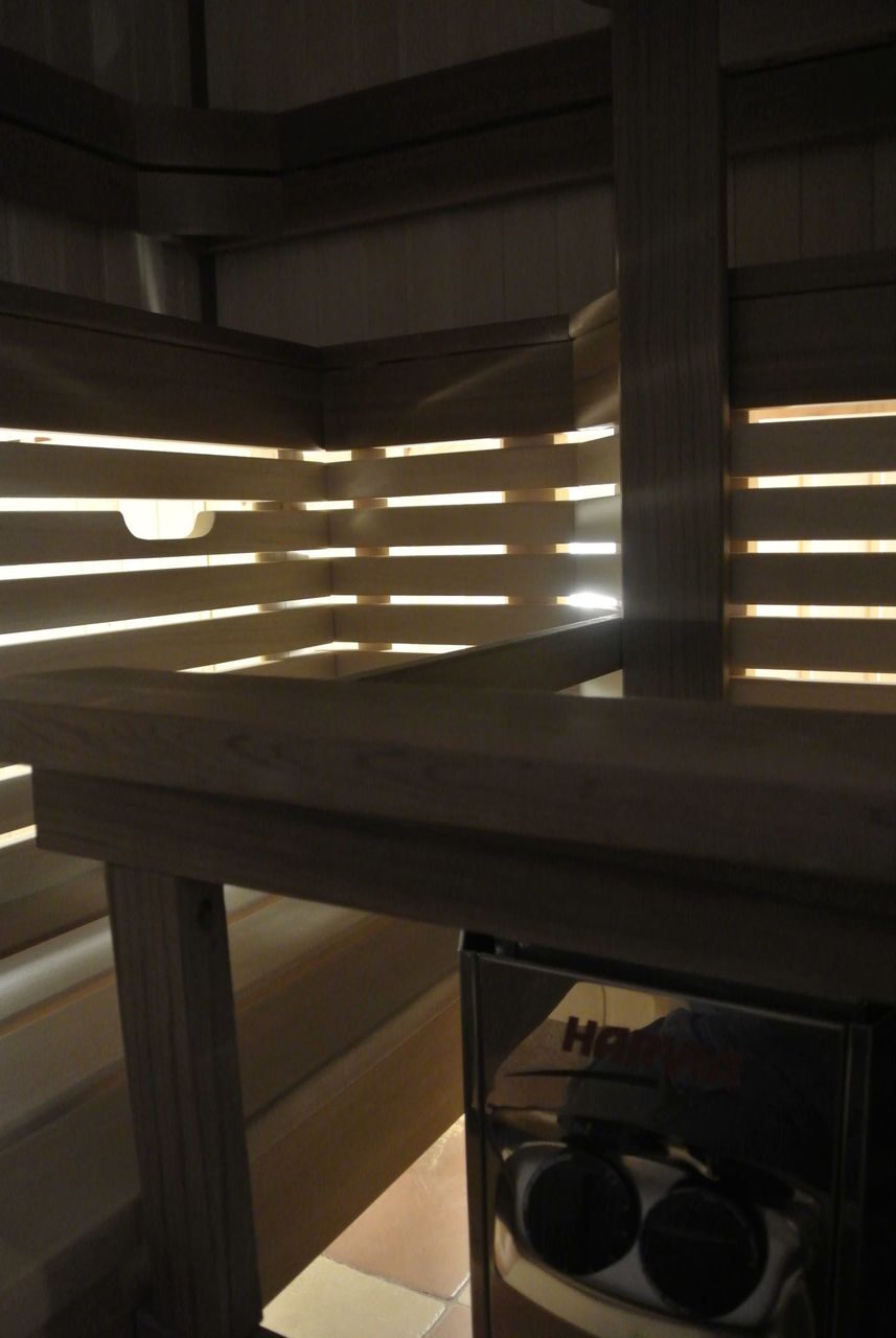 Подсветка полка